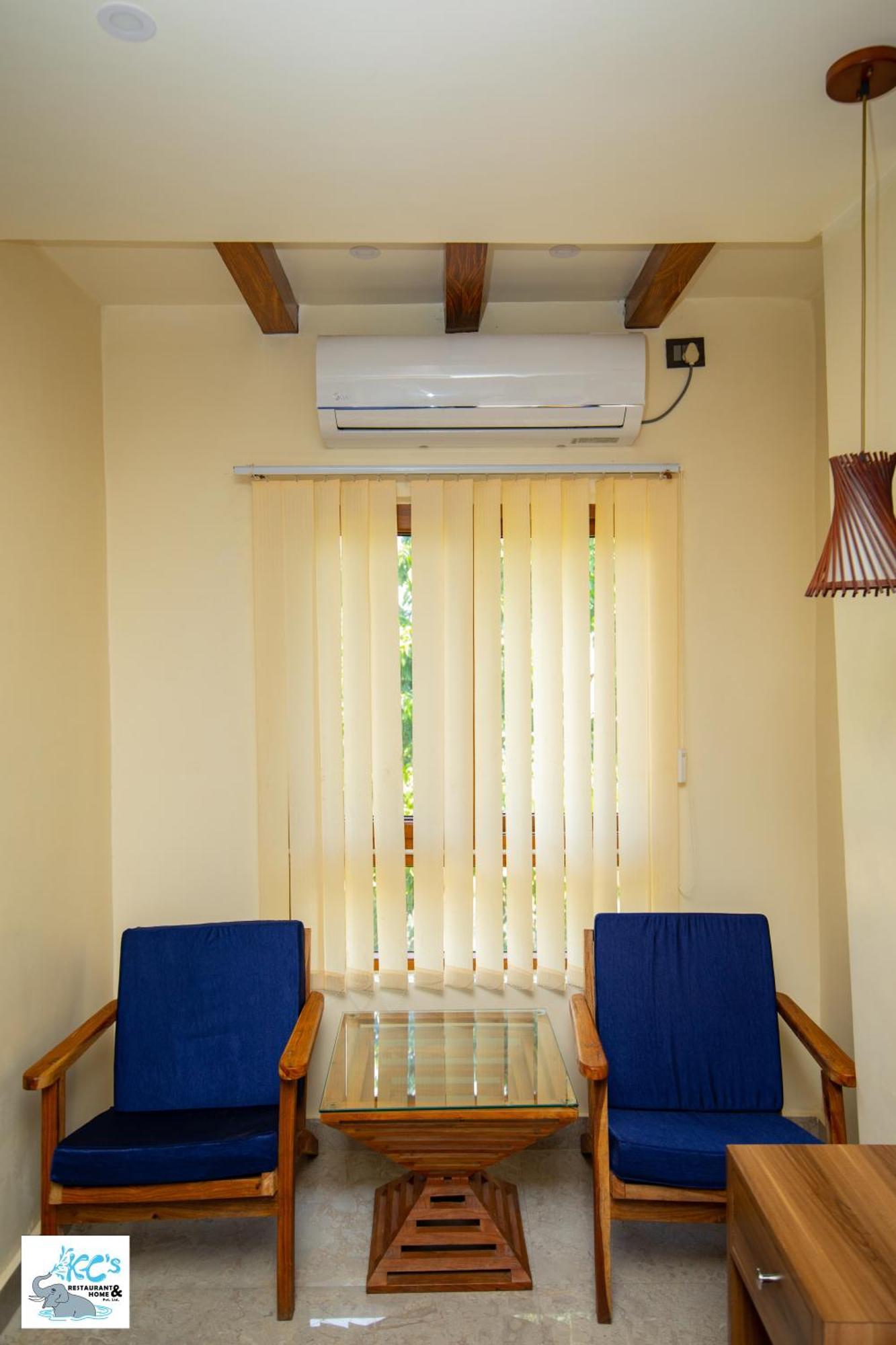 Kc'S Home Sauraha Bagian luar foto